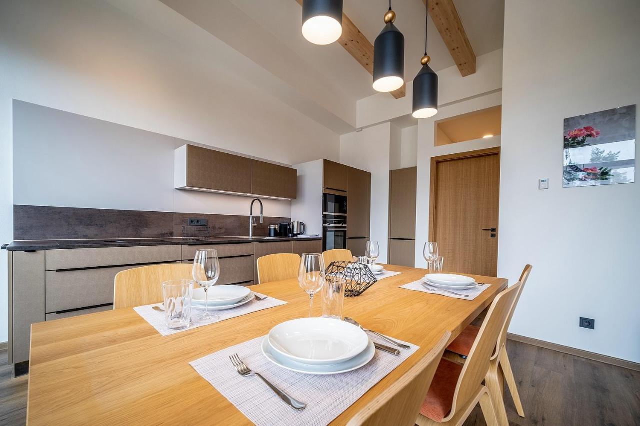 Lipno Port Apartment C304 - Lipno Home Lipno nad Vltavou Kültér fotó